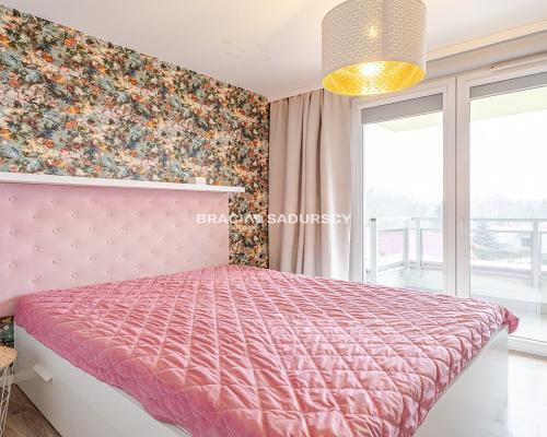 Komfortowe 3 pokoje z garażem oraz kom. lok.