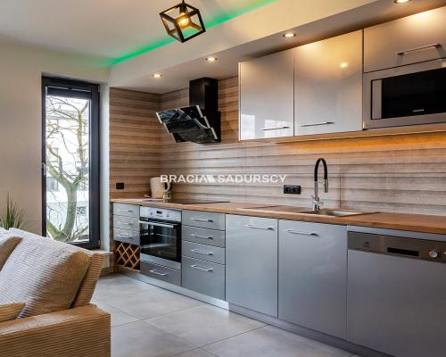 GUSTOWNE, ZADBANE 2-POKOJOWE NA RUCZAJU