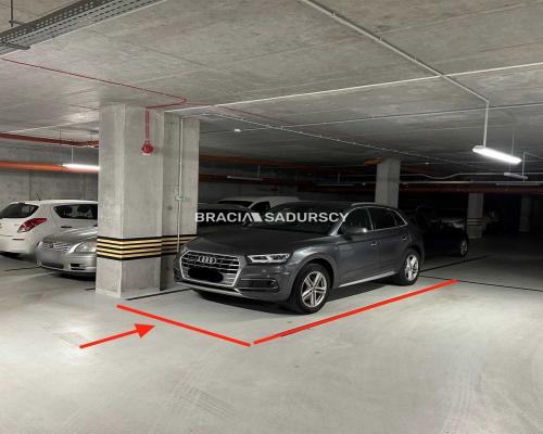 Świetna komunikacja, ulica Wizjonerów.