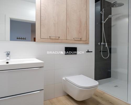 3-pok/ostatnie piętro/garaż/2 balkony/Ruczaj