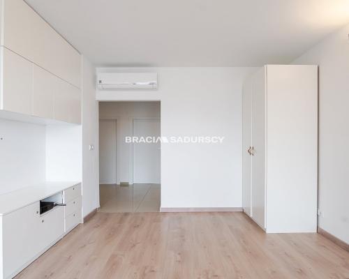 3-pok/ostatnie piętro/garaż/2 balkony/Ruczaj