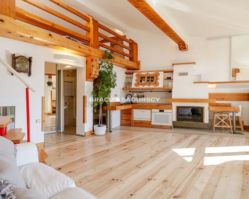 Kawalerka z antresolą Lubostroń