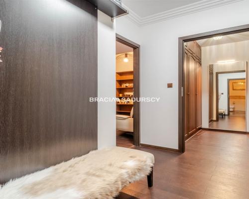 Nowoczesne 2 pok ok 56,2  Centrum Krakowa