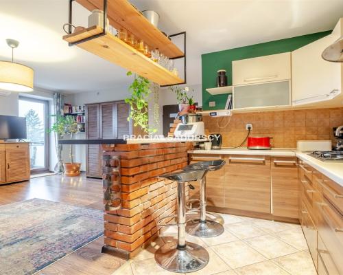 KLIMATYCZNE, ZADBANE 2-POKOJOWE Z BALKONEM