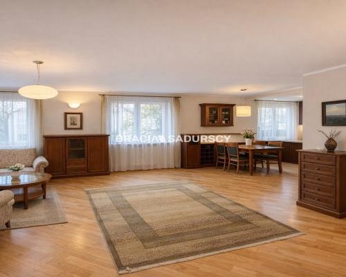 3 pokoje w Borku Falęckim