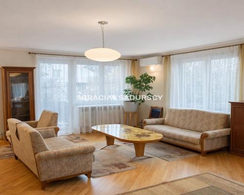 3 pokoje w Borku Falęckim