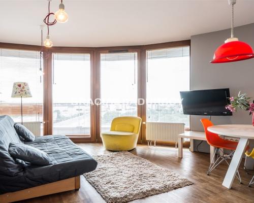 Atrakcyjny Apartament w Krakowie             KROWODRZA  GÓRKA- panorama/balkon-taras 22 m2   Oferujemy na sprzedaż bardzo at