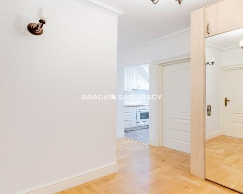 2 pok. mieszkanie 53,1m2,centrum,super lokalizacja