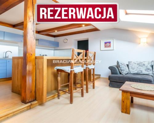 Mieszkanie w kamienicy 82 m2 stare miasto,poddasze