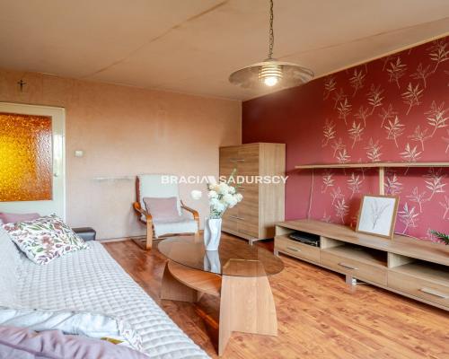 63,5 m² | 3 pokoje | Os. Tysiąclecia