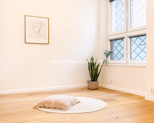 4 pokoje w secesyjnej kamienicy