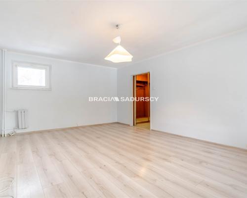 Mieszkanie w parku/2 niezależne pokoje/duży balkon