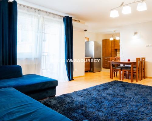 Przestronne mieszkanie / garaż / las / szkoła