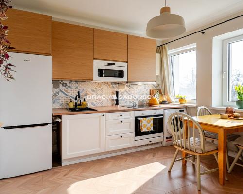 2 pok., 30m, gotowe do wejścia zielona Nowa Huta