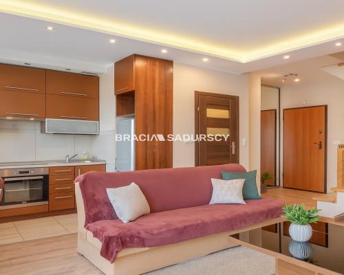 Dwupoziomowe mieszkanie na Ruczaju!