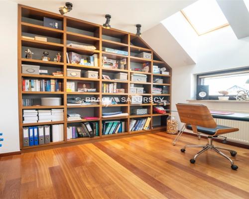 Super lokalizacja, dobra cena, 5 pokoi na Woli!