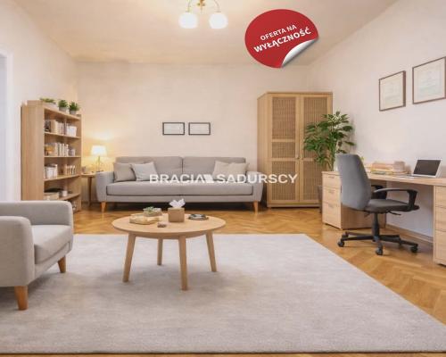 Lokal 3 pokojowy na Starym Mieście.