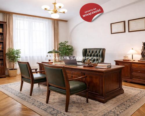 Lokal 3 pokojowy na Starym Mieście.