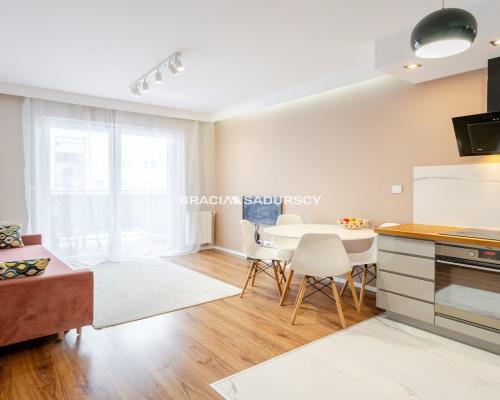 Duże mieszkanie idealne dla rodziny.