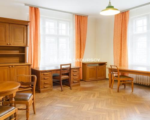 Klimatyczne mieszkanie 80m2 przy Wawelu