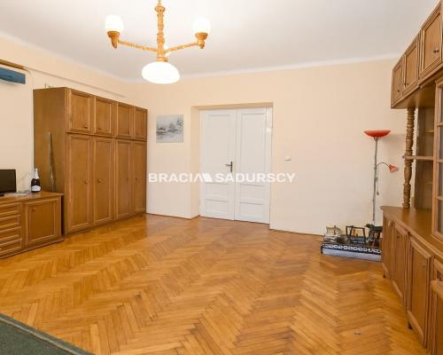 Klimatyczne mieszkanie 80m2 przy Wawelu