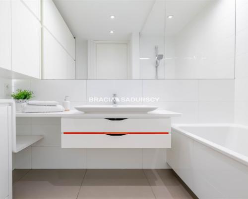 Apartament 2, 3 pokoje z balkonem Podgórze