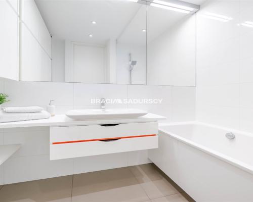 Apartament 2, 3 pokoje z balkonem Podgórze