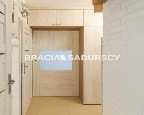 Przestronne 3 pokoje z balkonami i windą