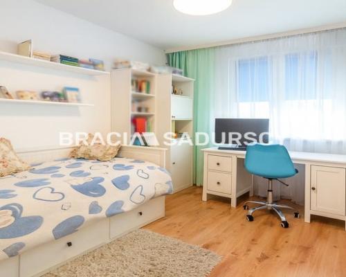 Przestronne 3 pokoje z balkonami i windą