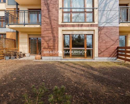 Bronowice, 45m2 + ogródek, ul. Smętna