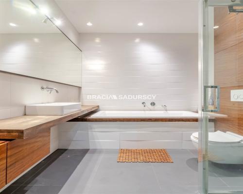 Bronowice, 45m2 + ogródek, ul. Smętna