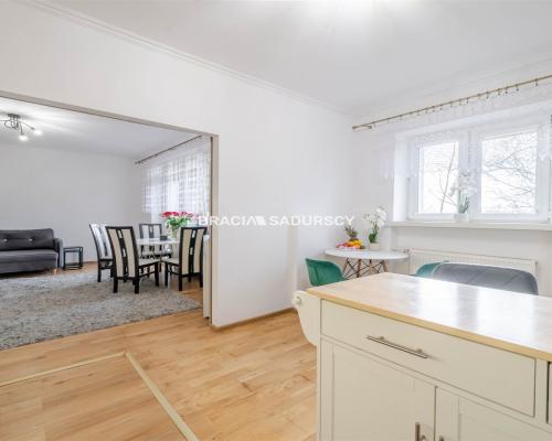 Kawalerka w Łagiewnikach z przestronną kuchnią!