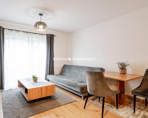 Nowoczesna w pełni wyposażona kawalerka.