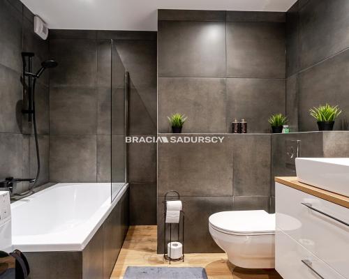 Nowoczesna w pełni wyposażona kawalerka.