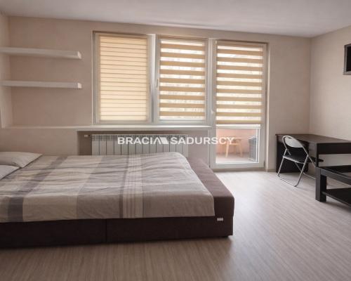 4 pokoje | Balkon | Po remoncie | Os. Piastów