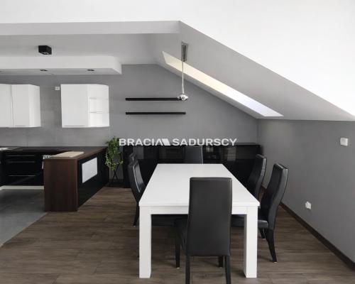 MIESZKANIE DWUPOZIOMOWE / 114m2 / OPATKOWICE