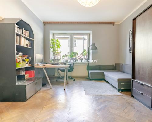 Stylowa kamienica | 3 pokoje | Park Krakowski