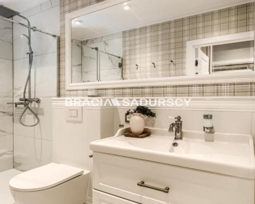 *zdjęcia wykorzystane w ogłoszeniu należą do właściciela.     Na sprzedaż wyjątkowe, nowoczesne mieszkanie z dochodem z najmu