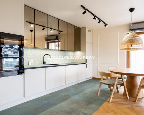 3 pokojowe, 62 m 2 , Kalwaria Zebrzydowska na zamkniętym osiedlu, plus dwa miejsca parkingowe.                  Nieruchomo