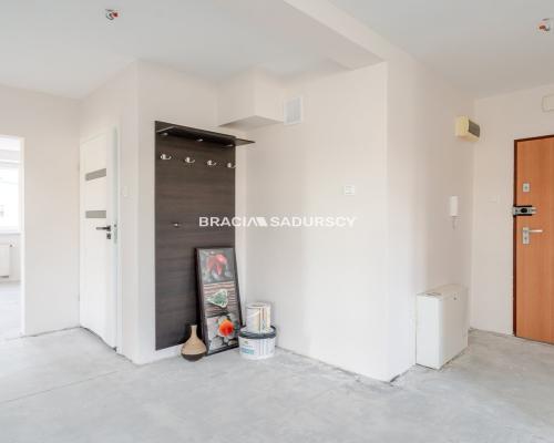 3 pok mieszkanie z 2 balkonami