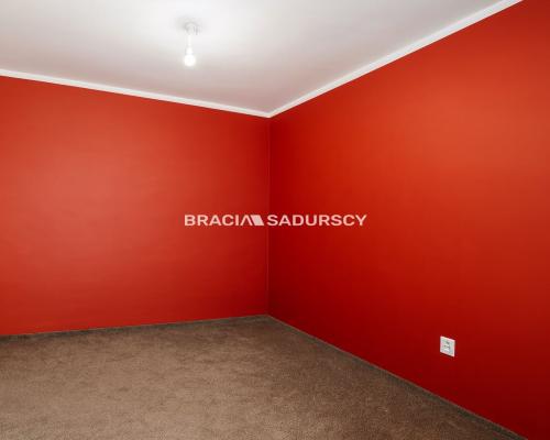 3 pok do remontu z możliwościa przerobienia na 4