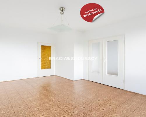 3 POKOJE 4 PIĘTRO BALKON PRZESTRONNE JASNE