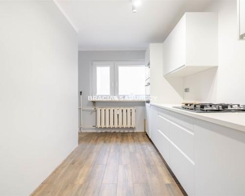 3 pokojowe os Kazimierzowskie.