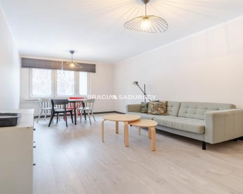 2pok mieszkanie na os. Wysokim do wejścia!