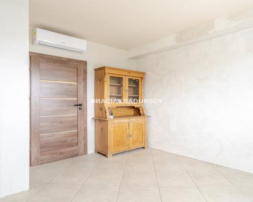 Łagiewniki, 3 pokojowe mieszkanie z garażem.