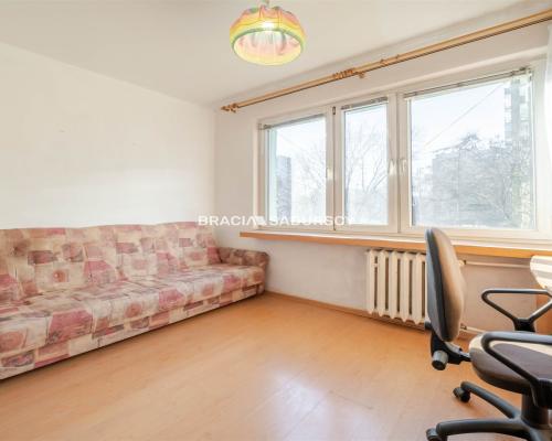 3 pokojowe os. Dywizjonu