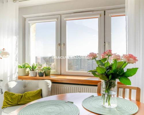 2 pok 35 m² | panoramiczny widok | Kazimierzowskie