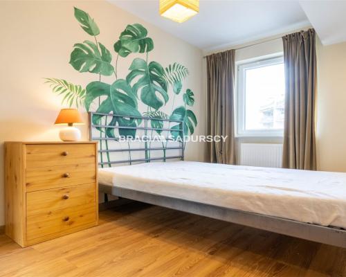 PRZESTRONNE, SŁONECZNE 2-POKOJOWE Z BALKONEM