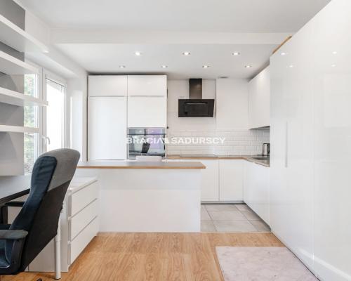 Gotowa Garsoniera 25 m2 Prądnik Biały