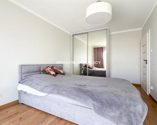 Wynajmę 3-pok z 2 balkonami, umeblowane - od zaraz